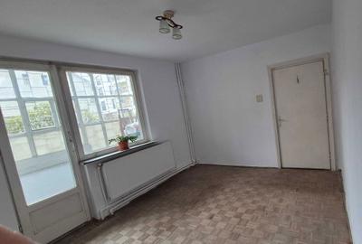 Apartament cu 2 camere semidecomandat în Sud - 8