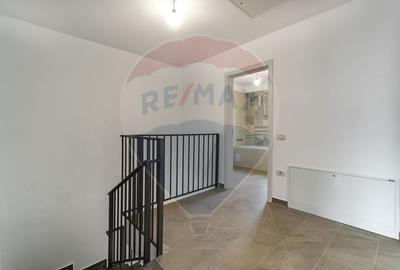 Casă cu 8 camere cu Teren 500 Mp în Tărlungeni - 58