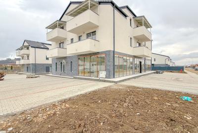 Spatiu comercial, loc de parcare inclus, 186 mp, Sanpetru-Roka Village - 1