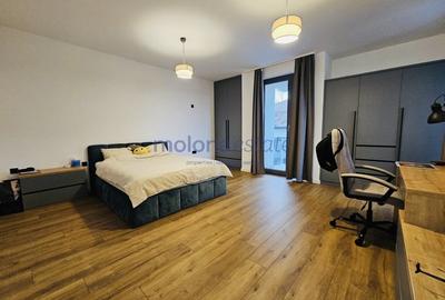 Proprietate rezidentiala, cu doua apartamente private, in Andrei Muresanu - 8