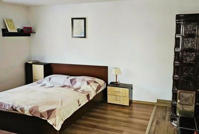 Casă individuală cu 5 camere cu Teren 1000 Mp în Peșteana - 1