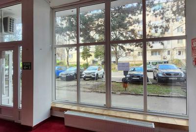 Spațiu comercial, de 65 mp, în Micro 15 - 3