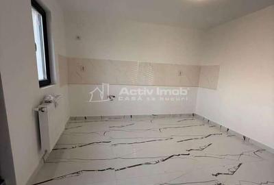 Casă cu 3 camere cu Teren 400 Mp în Central - 14