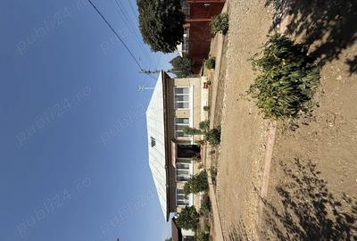 Vand Schimb casa in Romana - 1