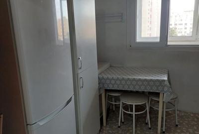 Apartament cu 3 camere decomandat în Rahova - 1