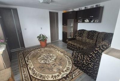 Casă cu 4 camere cu Teren 276 Mp în Central - 2