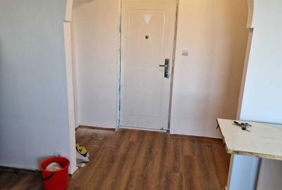 Garsonieră decomandată în Central - 6