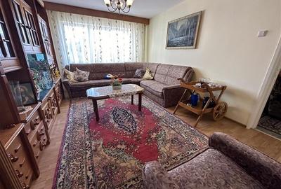 Str. Panselelor, langa Universitate - chirie apartament 3 camere decomandate - m - 2