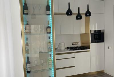 Casă cu 4 camere în Pasărea