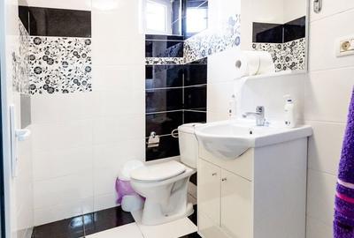 Casă cu 6 camere cu Teren 1464 Mp în Livada - 2
