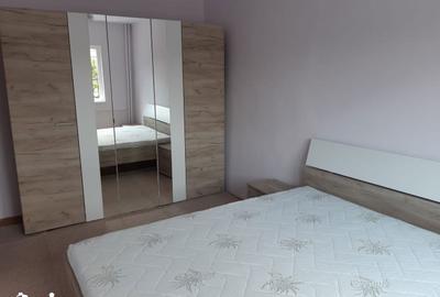 Apartament cu 3 camere decomandat în Circumvalațiunii - 2