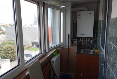 Inchiri Garsoniera zona tomis mall - 8