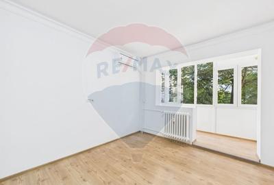 Apartament 2 camere renovat cartier Pantelimon etaj 2 - 3