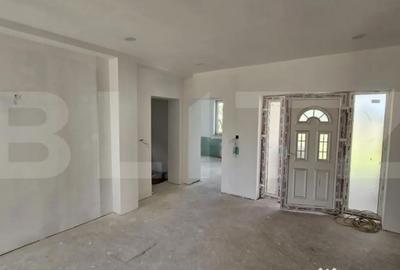 Casă cu 5 camere cu Teren 1000 Mp în Vetiș - 9