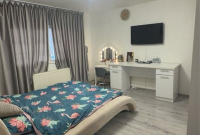 Apartament cu 2 camere decomandat în Micro 4 - 2