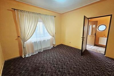 Casă 3 camere de închiriat, zona Centrală–ideală pentru salon/birouri - 4