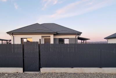 Casă cu 4 camere în Șerbănești - 7