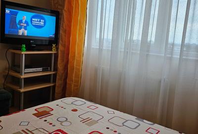 Apartament cu 2 camere decomandat în B-dul București - 3