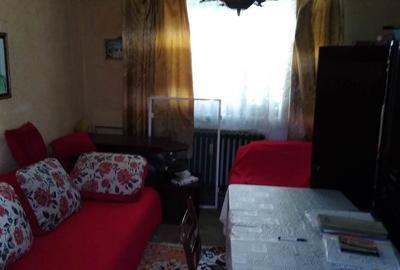 Apartament cu 3 camere semidecomandat în Mărăcineanu - 1