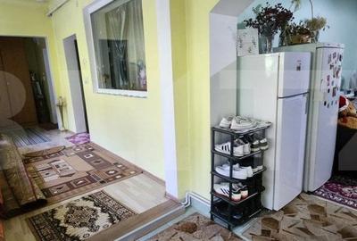 Casă cu 8 camere cu Teren 604 Mp în Sâncraiu de Mureș - 2