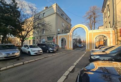Apartament cu 2 camere decomandat în Bucureștii Noi