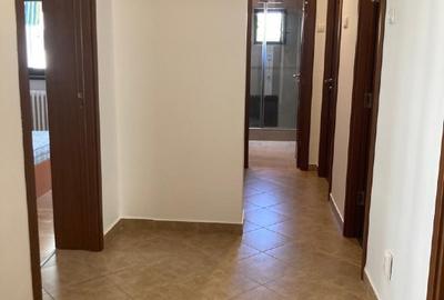Proprietar, et. 3 din 3, bloc 1979, bl. decomandat, zona Kiseleff Clucerului - 7