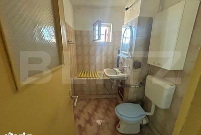 Apartament cu 4 camere semidecomandat în Micro 5 - 7