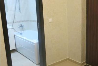 Garsonieră decomandată în Bucium - 9