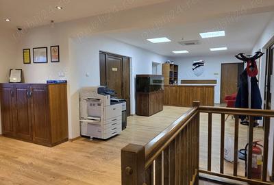 Casă cu 4 camere în Central - 1