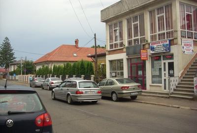 Spațiu comercial, de 18 mp, în Roman - 2
