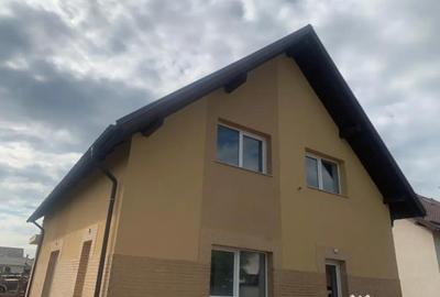 Casă cu 5 camere cu Teren 395 Mp în Malu Mare - 18