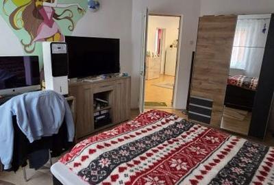 Casă cu 5 camere cu Teren 400 Mp în Central