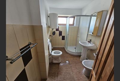 Casă cu 10 camere cu Canalizare în Cordun - 5