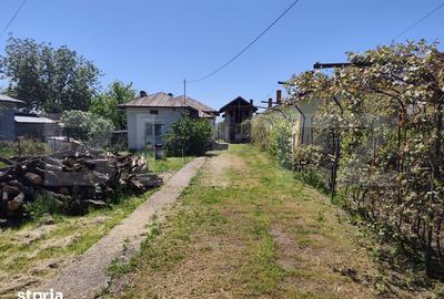 Casă cu 4 camere cu Teren 1970 Mp în Central - 9