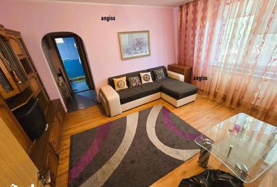 Apartament cu 3 camere semidecomandat în Faleză - 3