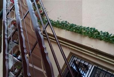 Apartament spatios cu 3 camere - 2