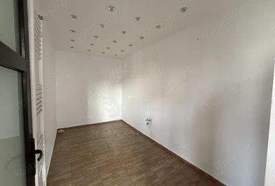 Casă cu Teren 350 Mp în Central