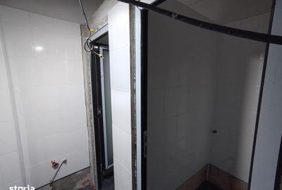 Spațiu comercial, de 2,210 mp, în Central - 2