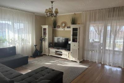 Casă cu 8 camere cu Teren 1000 Mp în Grădiștea - 8