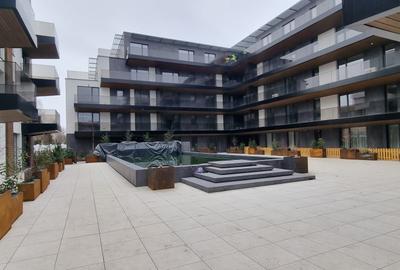 Apartament cu 4 camere decomandat în Băneasa