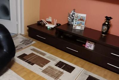 Apartament cu 2 camere în Cugir - 1