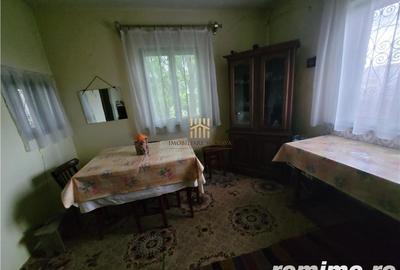 Casă cu 3 camere cu Teren 7000 Mp în Zvoriștea - 1