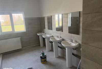 Casă cu 4 camere în Central - 2