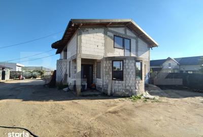 Casă cu 8 camere cu Teren 2016 Mp în Perișor - 4