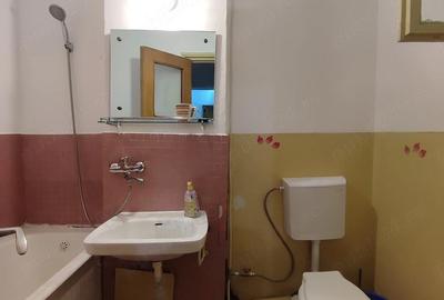 Apartament cu 2 camere decomandat în Negru Vodă - 4