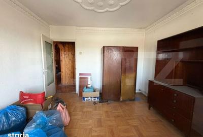 Apartament cu 3 camere în Micro 1