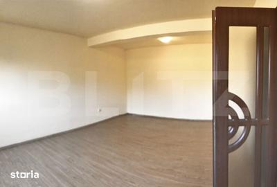 Casă cu 6 camere cu Teren 445 Mp în Răzvad - 18