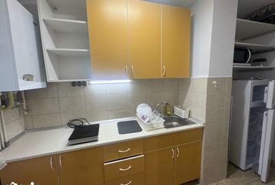 Garsonieră în 7 Noiembrie - 2