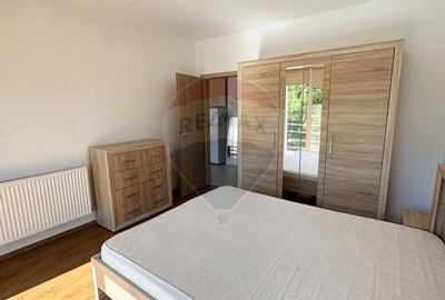 Apartament cu 3 camere de inchiriat - 12