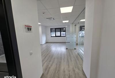Spațiu comercial, de 70 mp, în Central - 5